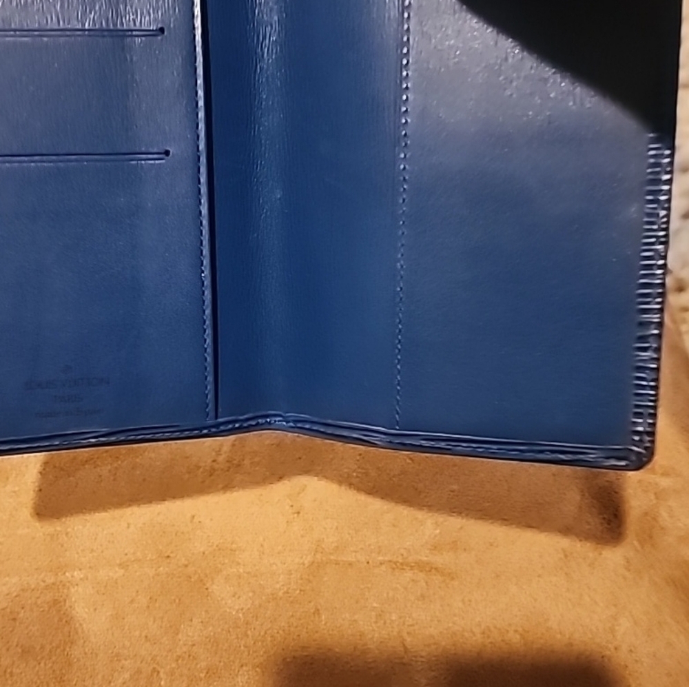 Louis Vuitton Blue, Yellow, and Brown Wallet Set - Picture 4 of 14